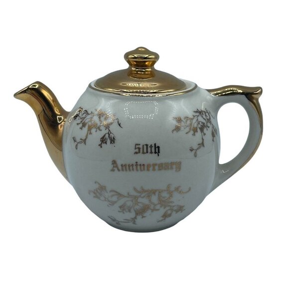 Hand painted 22-Kt. Gold 50th Anniversary Teapot with Lid - Picture 2 of 11